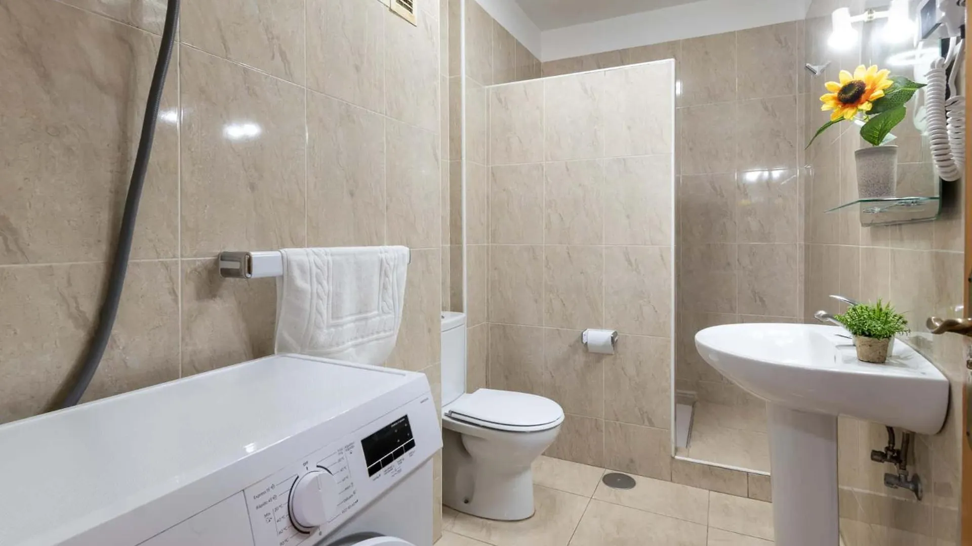Appartement Las Floritas 29 - One Bed With Pool View Playa de las Américas Spanje